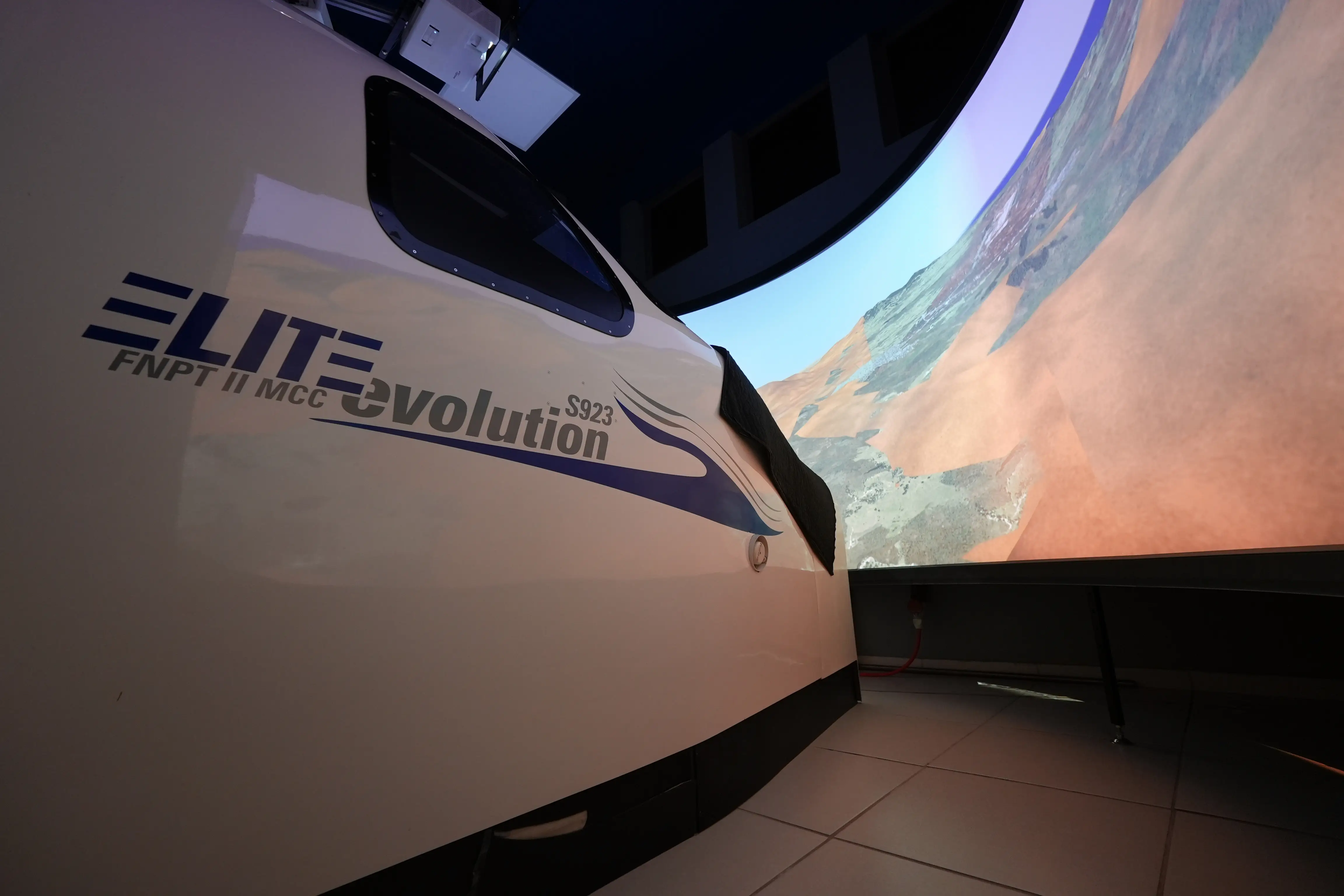 S923 FNPT II MCC FSTD - Gallery image 5